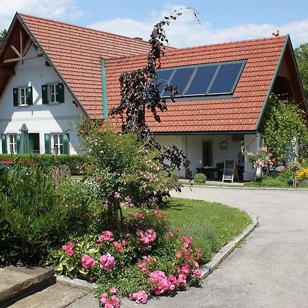 Buschenschank Orsl Wildbach Exterior photo